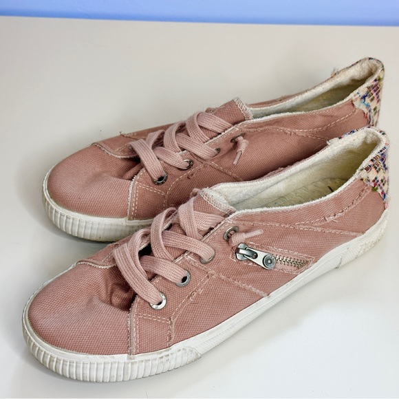 Blowfish Malibu Pink Multicolor Patchwork Canvas Sneakers - Picture 3 of 10